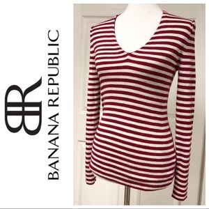 BANANA REPUBLIC MERINO WOOL SWEATER